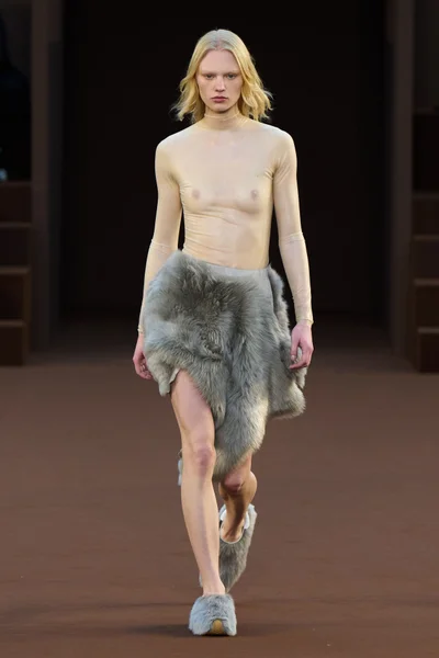 Look 20